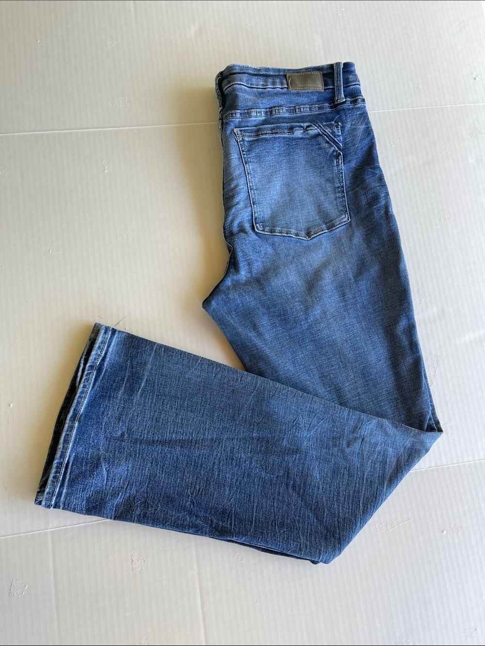 Buckle Women’s Dark Blue Bootcut Jeans
